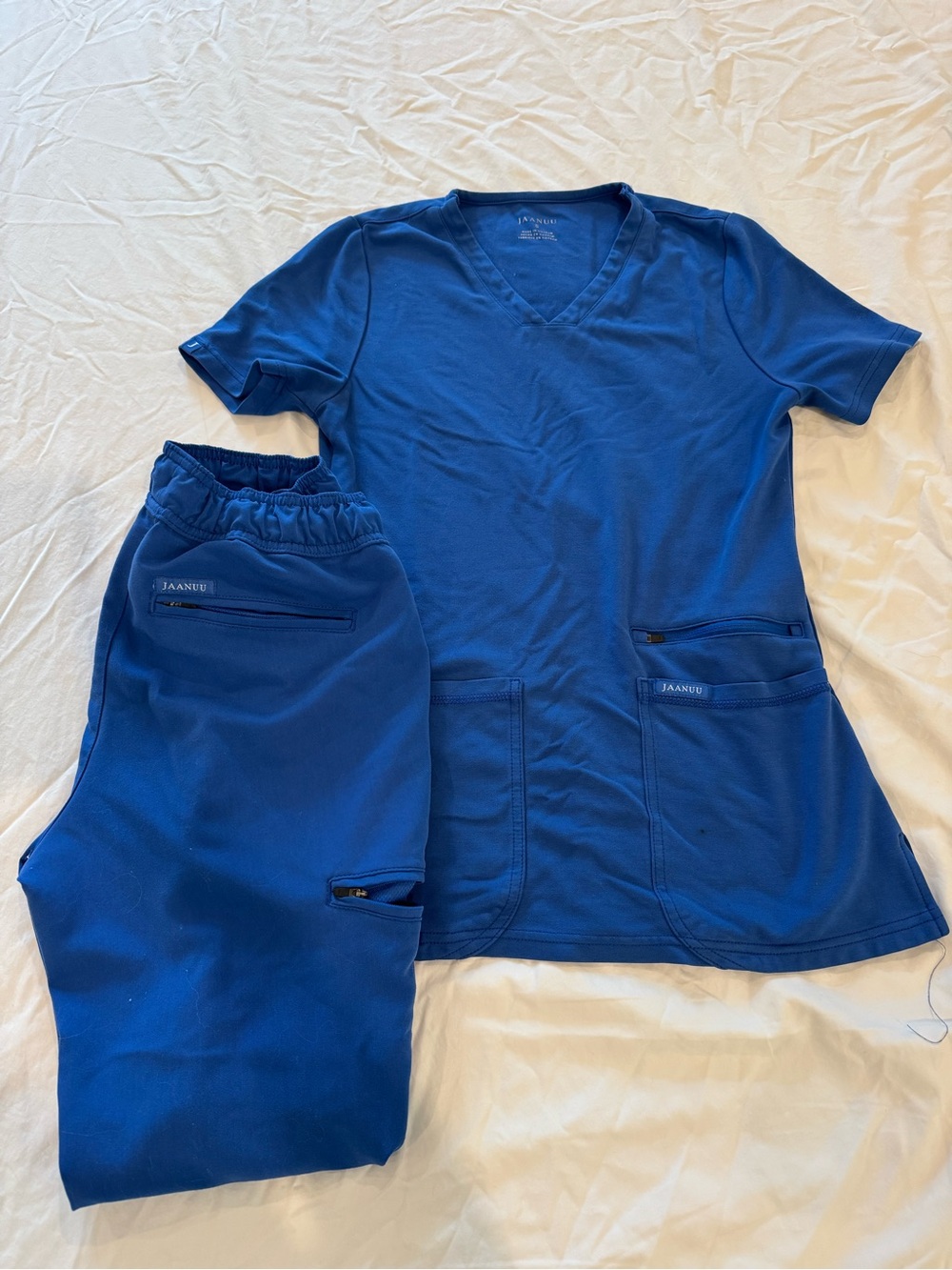 Jaanuu Royal Blue V-Neck Scrub Top with Jogger Pants XS/ S Set Nurse